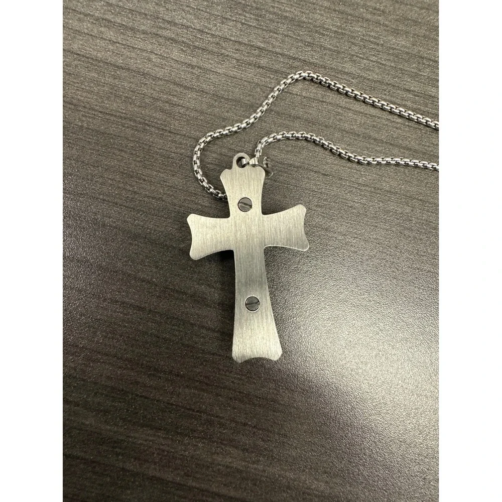 Littman Jewelers Mens Cross Pendant Necklace Silver Tone Box Chain 24 Inch